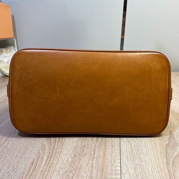 Louis Vuitton Monogram Alma Bag - Picture 12 of 16